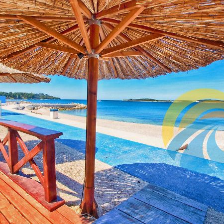 Family Friendly Apartment 946 Pula Exterior foto